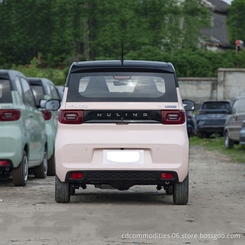 China Latest Fashion Electric Car Wuling Hongguang Mini Macarone